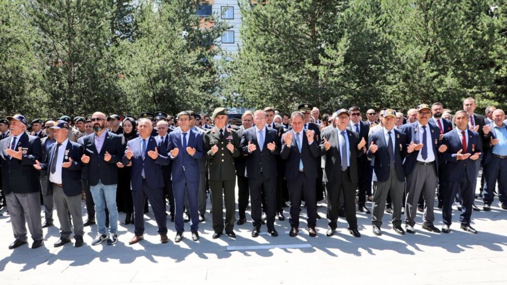 Kars’ta 15 Temmuz Şehitleri dualarla anıldı – Birlik Haber Ajansı