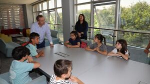 Kars Valisi Ziya Polat, Gençlik Merkezi’nde gençlerle buluştu – Birlik Haber Ajansı