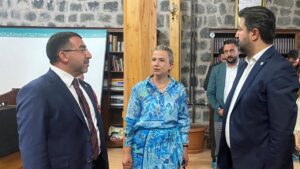 AK Parti Kars Milletvekili Adem Çalkın ve Nevşehir Milletvekili Emre Çalışkan ile birlikte Bedesten ziyareti – Birlik Haber Ajansı