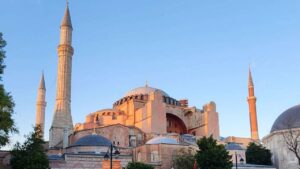 Fethin sembolü Ayasofya Camii’nin ibadete açılmasının 5’inci yıl dönümü – Birlik Haber Ajansı