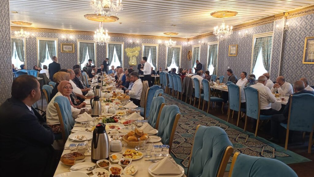 AK Parti İl Başkanlığınca STK’larla istişare toplantısı düzenlendi – Birlik Haber Ajansı