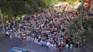 Çocuklar eğlendi, aileler kaynaştı, Fatih Mahallesi’nde sinema keyfi yaşandı – Birlik Haber Ajansı