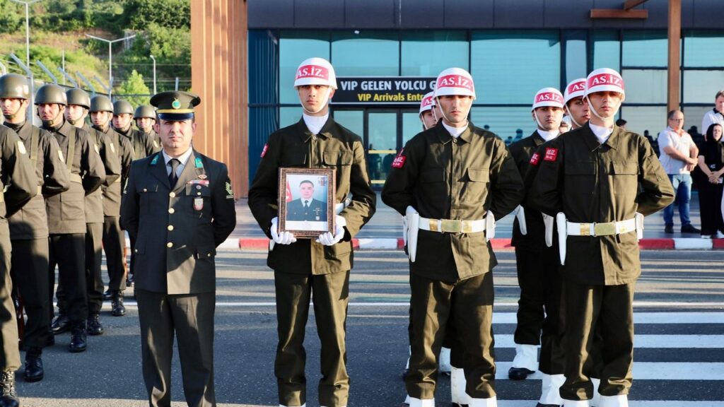 Şehit Uzman Çavuş Kani Obi Ordu’da son yolculuğuna uğurlandı – Birlik Haber Ajansı