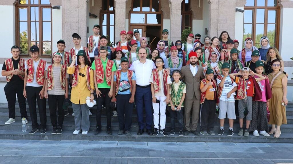 Konya’da özel gençler yaz okulu ile hem eğleniyor hem öğreniyor – Birlik Haber Ajansı