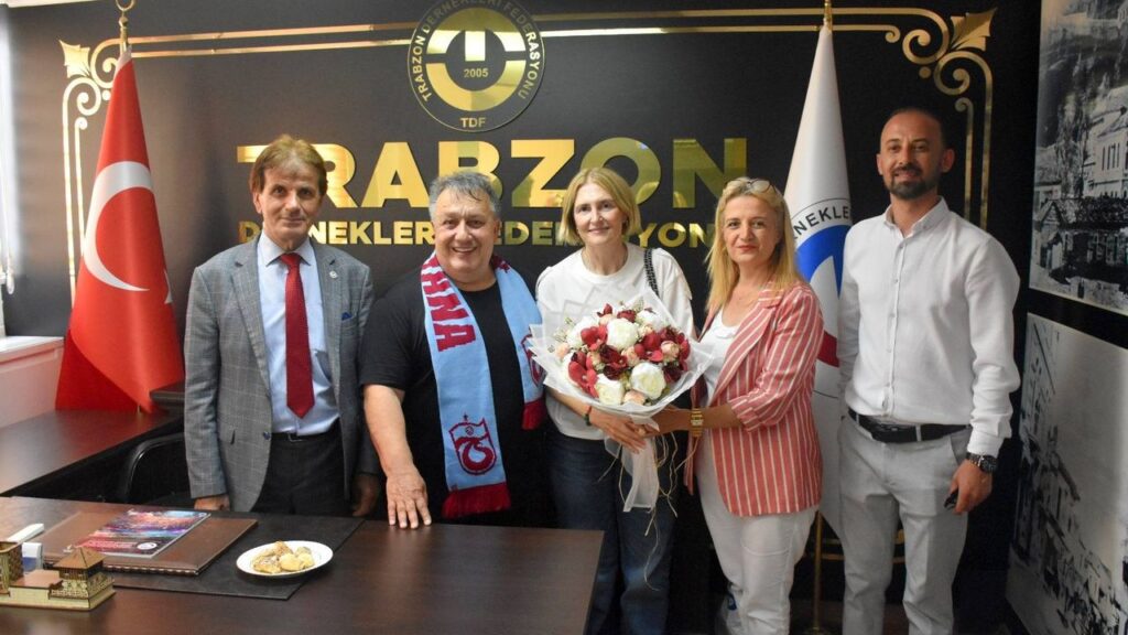 Sanatçı Türüt TDF Trabzon Şubesini ziyaret etti – Birlik Haber Ajansı