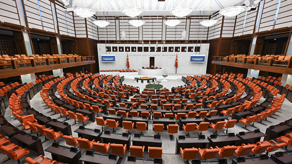 Özgür Özel, Turhan Çömez ve Turan Taşkın Özer’e ait dokunulmazlık dosyası TBMM’ye sunuldu – Birlik Haber Ajansı