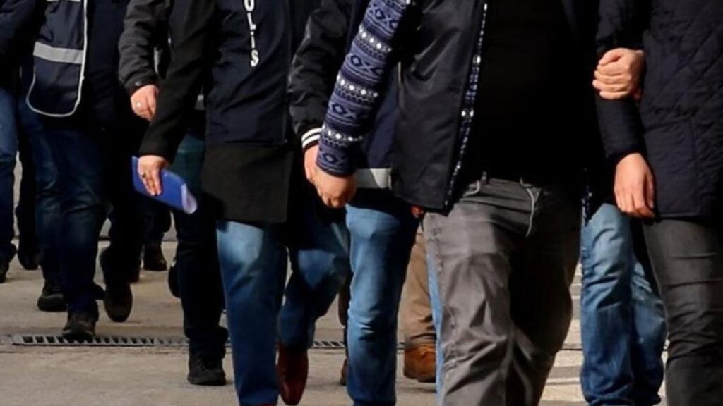 Bursa’da havai fişek yangına neden olan 4 kişi gözaltına alındı – Birlik Haber Ajansı