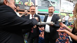 Yavuz Ağıralioğlu, Ankara Büyükşehir Belediyesi Toptancı Hali’nde – Birlik Haber Ajansı