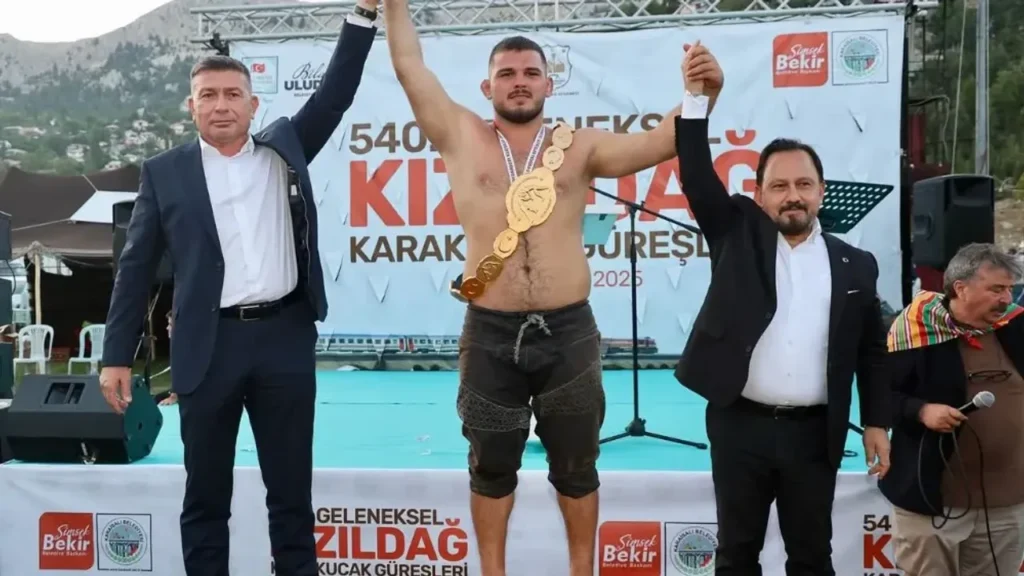 Altın kemerin sahibi Mehmet Çelebi oldu… – Birlik Haber Ajansı