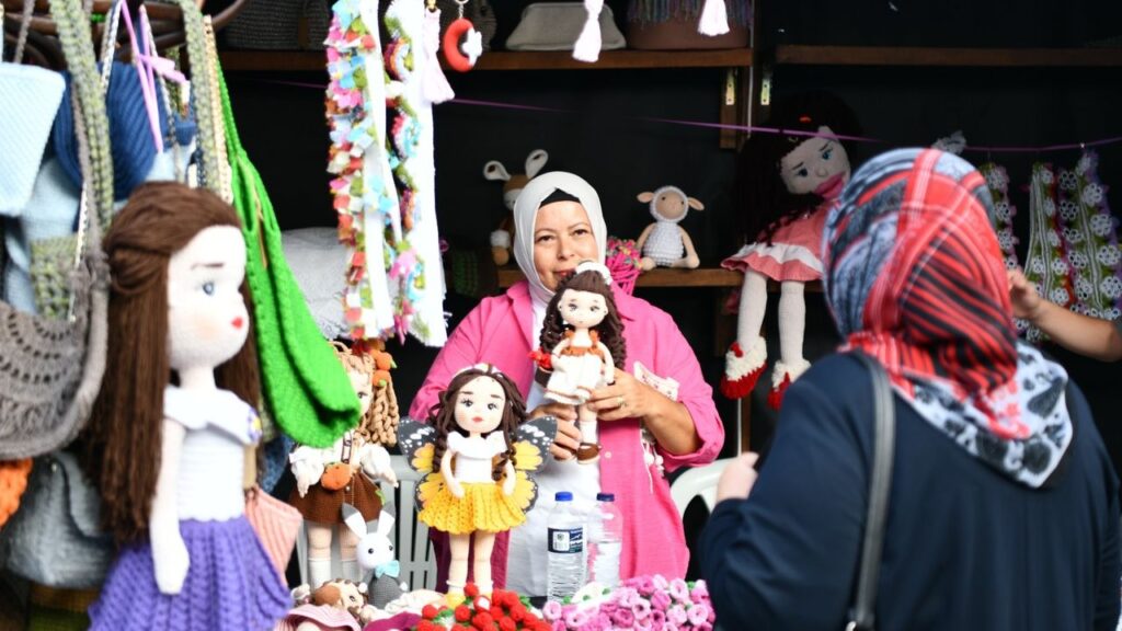 Balıkesir’de Kadın Emeği çarşısı kapılarını açtı – Birlik Haber Ajansı