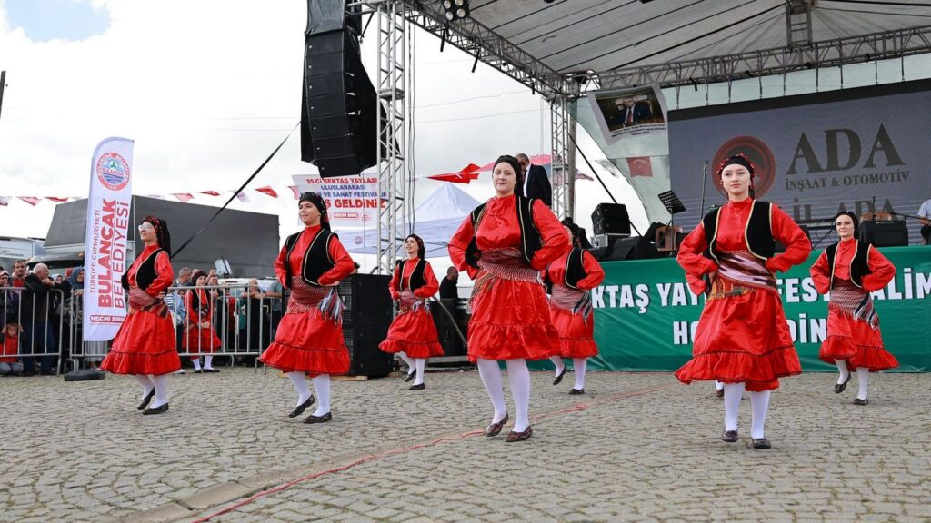 Bektaş Yayla Festivali muhteşem görüntülere sahne oldu – Birlik Haber Ajansı
