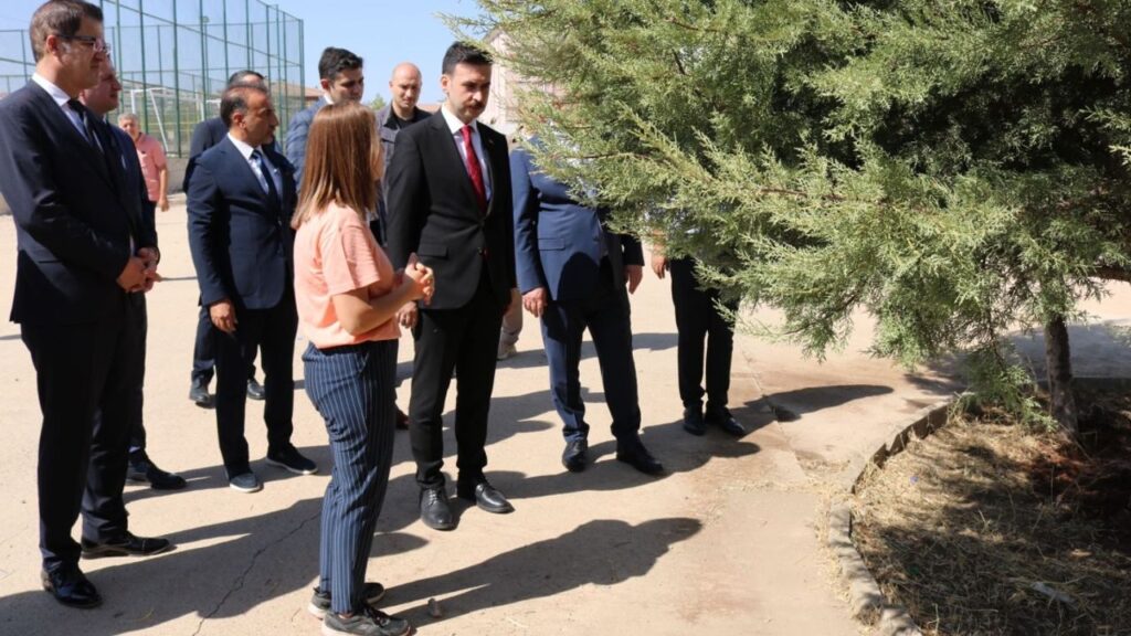 Diyarbakır Denetimli Serbestlik Müdürlüğünden eğitim kurumlarına anlamlı destek – Birlik Haber Ajansı