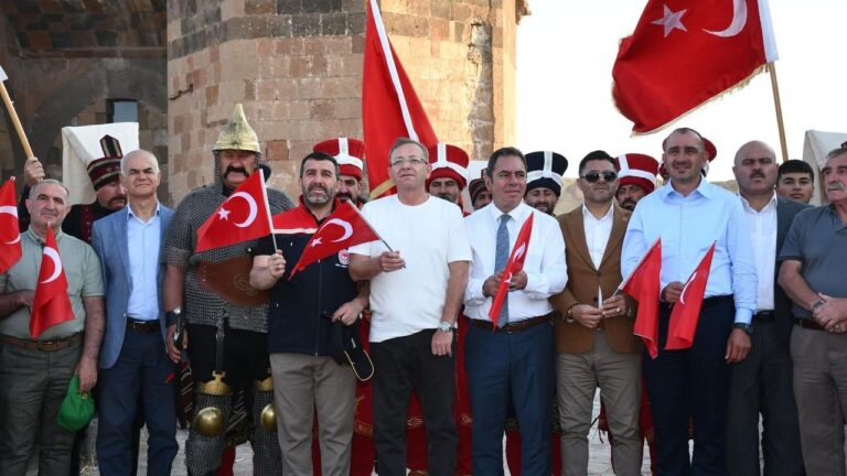 Ani’nin Fethi’nin 961. yıl dönümü coşkuyla kutlandı – Birlik Haber Ajansı