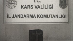 Tarihi eser kaçakçılığı operasyonu: Kars’ta Bizans dönemine ait kitap ele geçirildi – Birlik Haber Ajansı