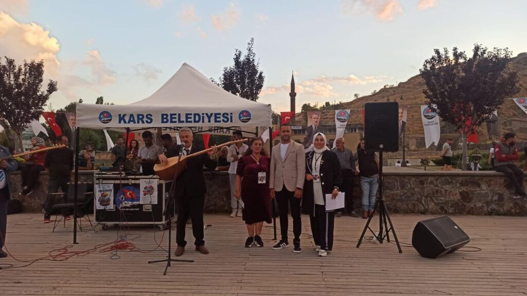 Kars’ta “Sözün ve Sazın İzinde: Âşıklar ve Şairler Şöleni” düzenlendi – Birlik Haber Ajansı