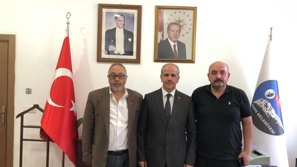 TİMBİR Kars Temsilcisi Daşdelen’den Belediye Başkan Yardımcısı Mehmet Aşasın’a hayırlı olsun ziyareti – Birlik Haber Ajansı
