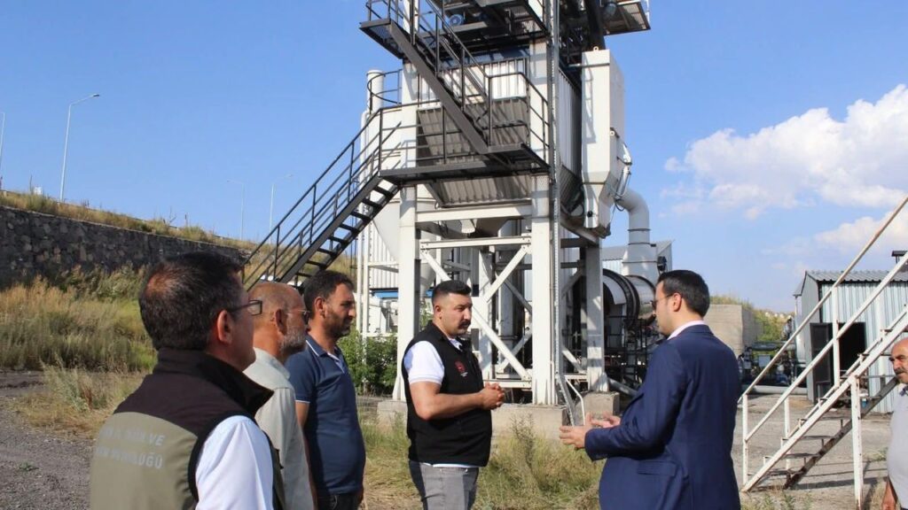 Kaymakam Mehmet Ali Semiz, Selim İlçe Özel İdare Şantiyesini ziyaret etti – Birlik Haber Ajansı