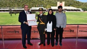 Şehit Ömer Halisdemir’in kızı Elif Nur Halisdemir teğmen oldu – Birlik Haber Ajansı