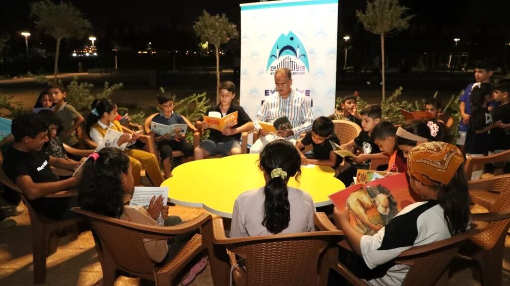 Başkan Kuş, Gezici Kütüphane etkinliğinde çocuklar ve gençlerle buluştu – Birlik Haber Ajansı