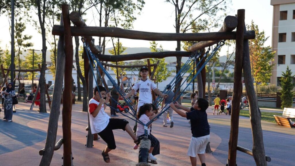 Kocaeli Büyükşehir’in Derince’ye kazandırdığı Sağlıklı Yaşam Parkı dolup taşıyor – Birlik Haber Ajansı