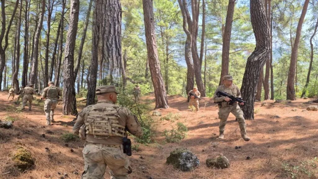 Burdur’da komandolar teyakkuzda! Ormanlar onlara emanet – Birlik Haber Ajansı