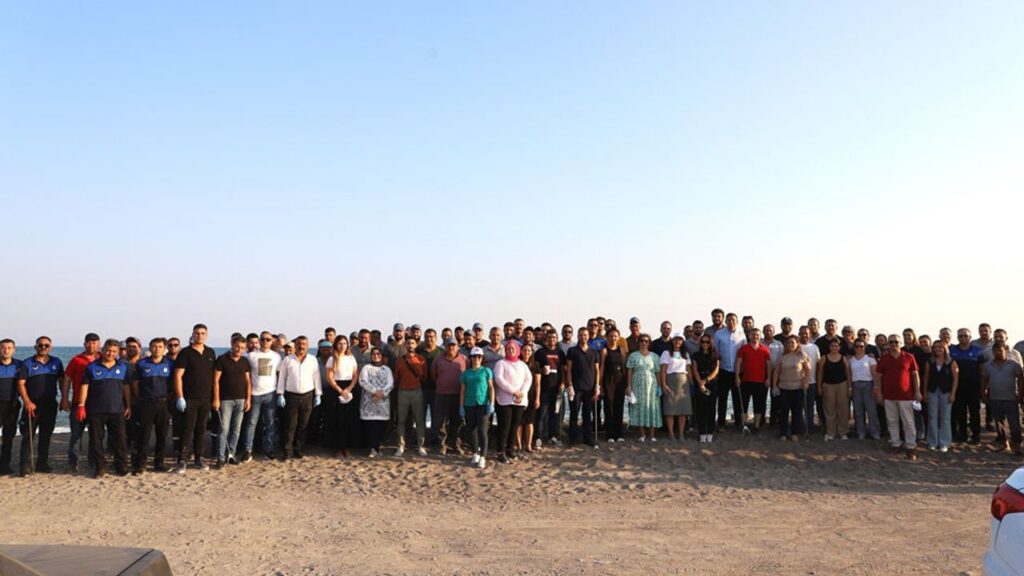 Aksu Belediyesi’nden Kumköy sahilinde geniş çaplı temizlik – Birlik Haber Ajansı