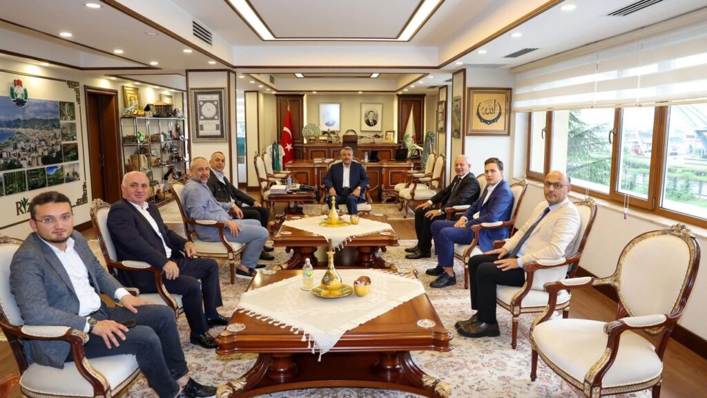 Ekşioğlu Vakfı, Rize protokolü ile bir araya geldi – Birlik Haber Ajansı