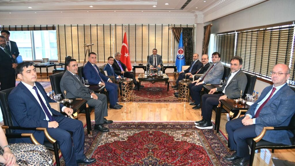 Trabzon Büyükşehir Belediye Başkanı Genç: “Daha güçlü bir Türk dünyası oluşturmalıyız” – Birlik Haber Ajansı