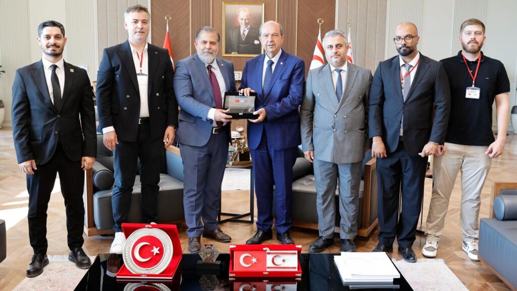İngiltere’deki Türk Dünyasından KKTC Cumhurbaşkanı Ersin Tatar’a destek ziyareti – Birlik Haber Ajansı