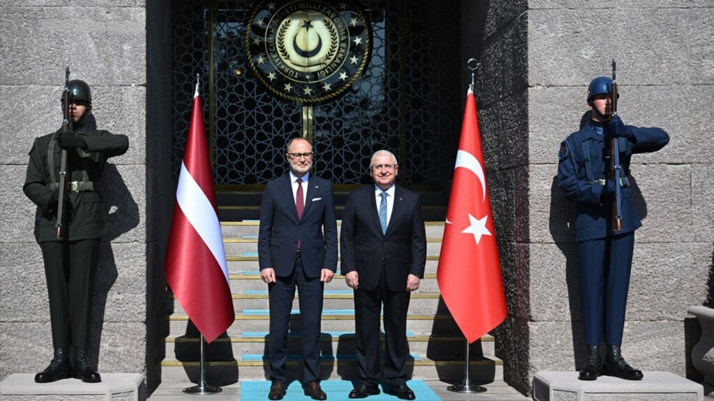 Bakan Güler, Letonyalı mevkidaşı Spruds’u Ankara’da ağırladı – Birlik Haber Ajansı