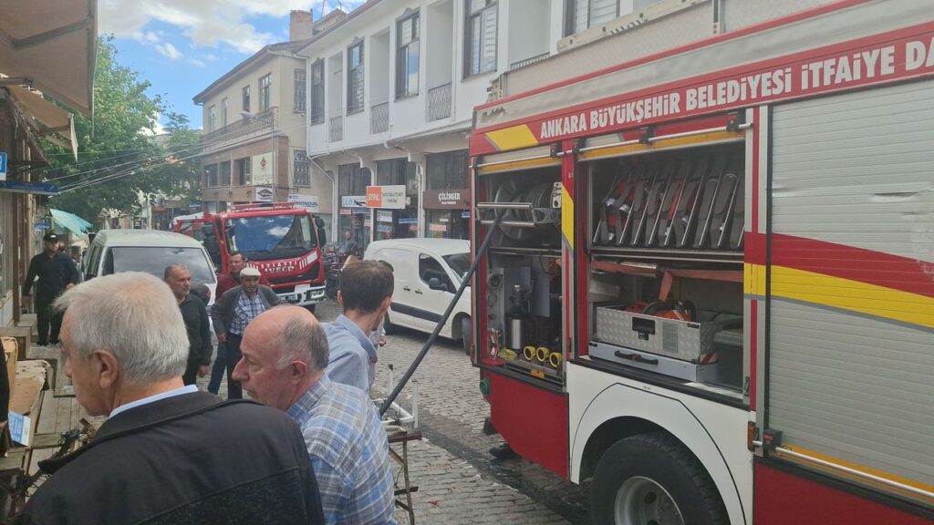 Çarşı içinde çıkan yangın korkuttu – Birlik Haber Ajansı