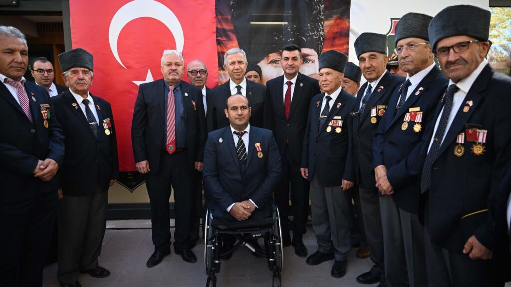 Mansur Yavaş Gazi ve Şehit yakınlarıyla buluştu – Birlik Haber Ajansı