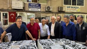 Balıkesir’de balık sezonu ilk mezatla açıldı – Birlik Haber Ajansı