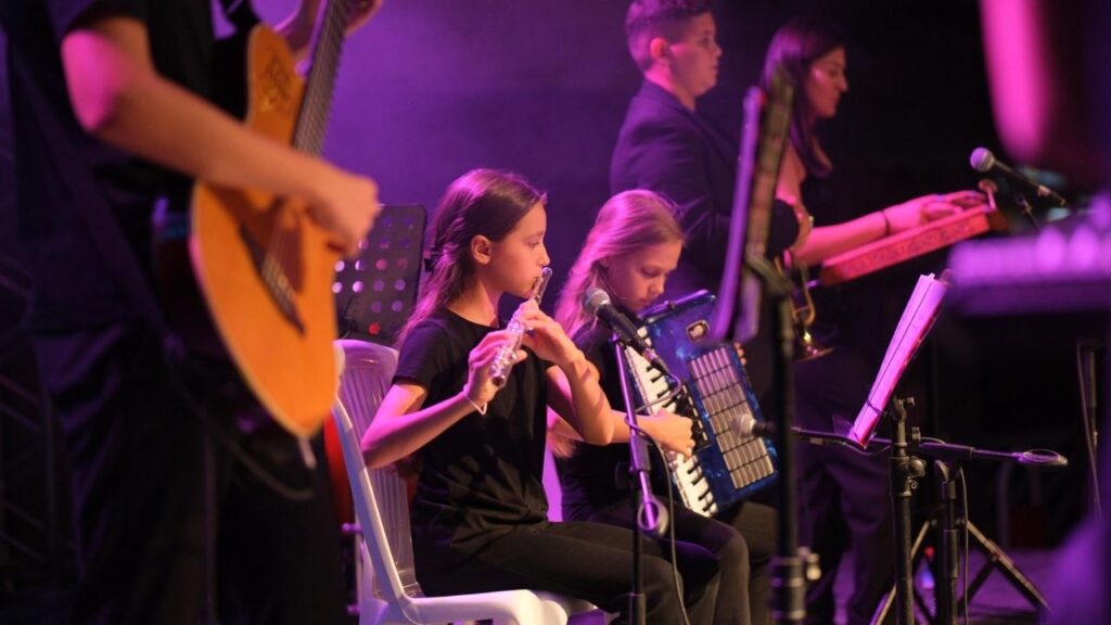 MOD10 Gençlik Orkestrası Altınova’da kurtuluş coşkusu yaşattı – Birlik Haber Ajansı