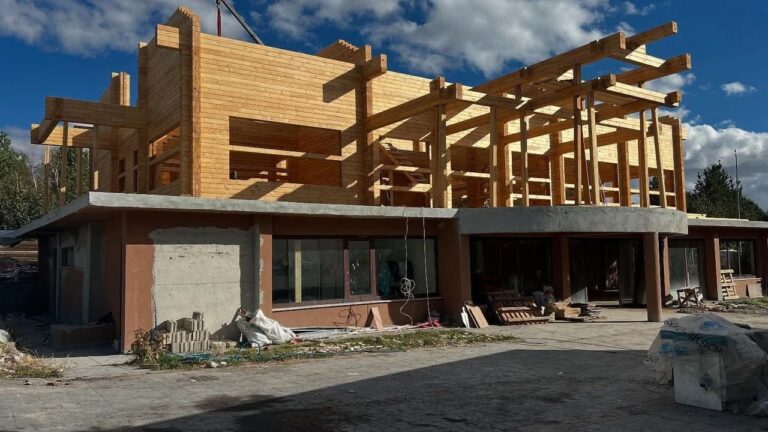 Arpaçay kütük ev projesi şekillenmeye başladı – Birlik Haber Ajansı