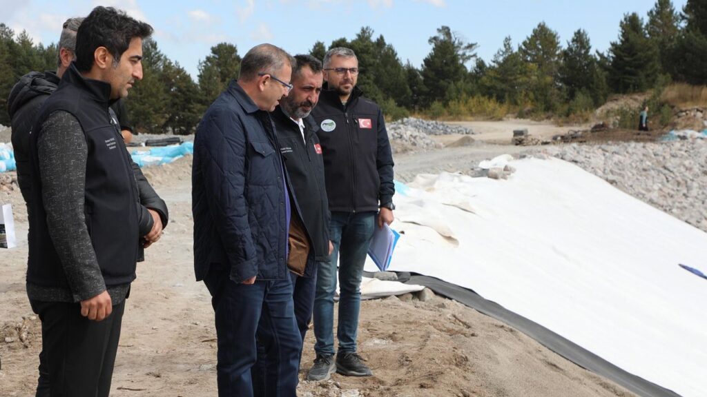 Kars Valisi Polat, Sarıkamış Kayak Merkezi’nde Suni Karlama Projesi çalışmalarını inceledi – Birlik Haber Ajansı