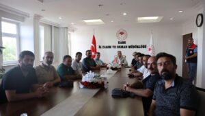 Tarım İl Müdürü Enver Aydın’dan şap aşılama çalışmalarına takın takip – Birlik Haber Ajansı