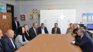 Kars’ta ortaokula Şehit Polis Abubekir Elyıldırım’ın ismi verildi – Birlik Haber Ajansı