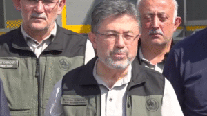 Bakan Yumaklı: Yılbaşından bu yana 5 Bin 832 yangınla mücadele edildi – Birlik Haber Ajansı