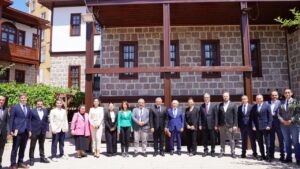 AK Parti Genel Başkan Yardımcısı Yayman: Günümüzde en tehlikeli silah dijital medya – Birlik Haber Ajansı