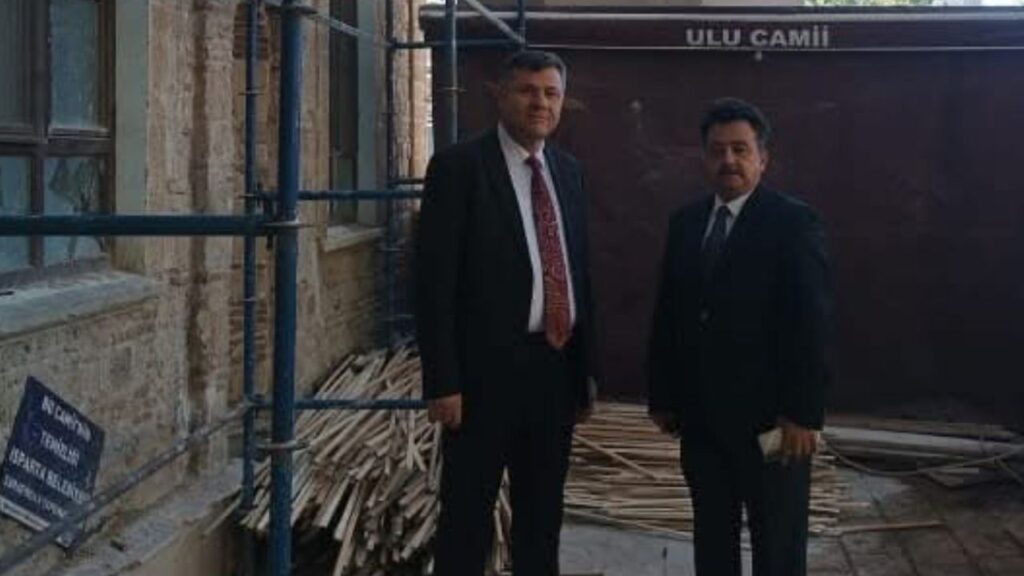 Ulu Cami’de inceleme