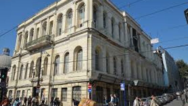 Van YYÜ’lü Dr. Ergin Sarı’dan tarihe ışık tutacak ‘Van Basın Müzesi’ önerisi! – Birlik Haber Ajansı