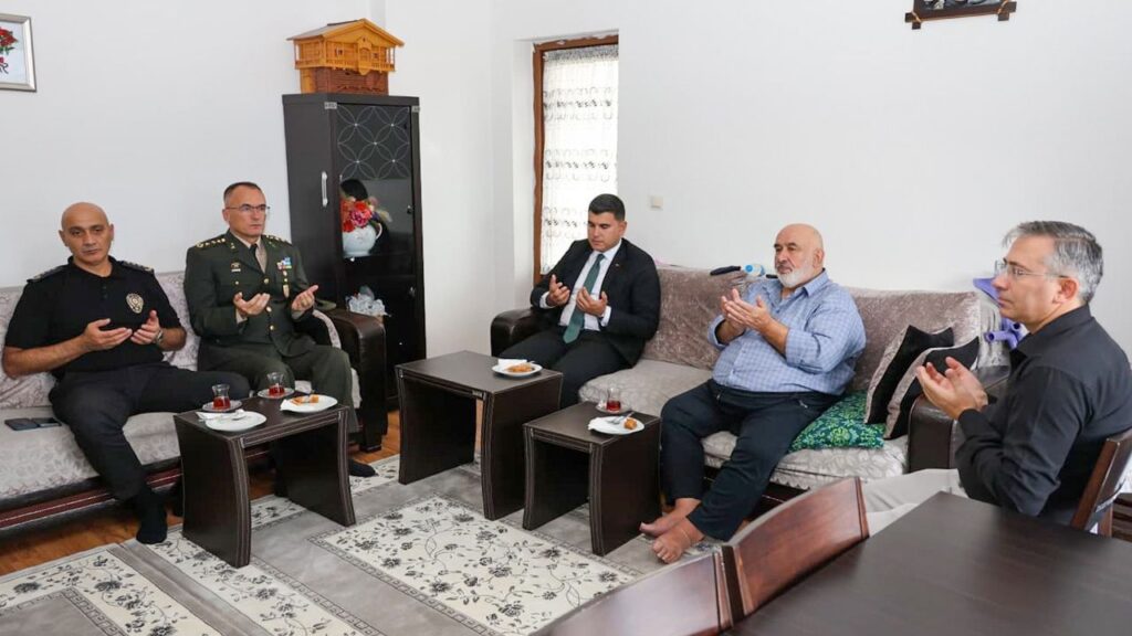 Artvin Vali Vekili Erdoğan, Kıbrıs gazisini ziyaret etti – Birlik Haber Ajansı