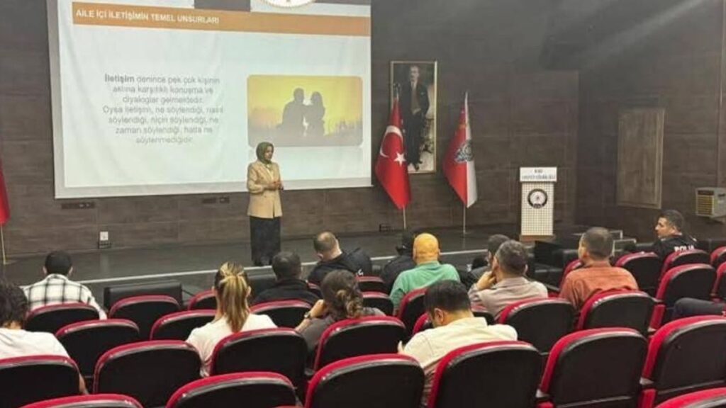 Aile bağlarını güçlendiren eğitim: Emniyet personeline “İletişim ve Yaşam Becerileri” eğitimi – Birlik Haber Ajansı