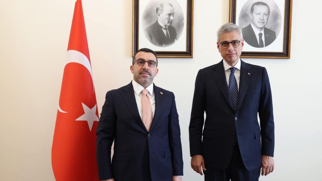 AK Parti Kars Milletvekili Adem Çalkın, Sağlık Bakanı’na Kars’ın taleplerini iletti – Birlik Haber Ajansı