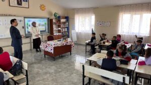 Kaymakam Demirtaş’tan Cebeci Köyü İlkokulu’na ziyaret – Birlik Haber Ajansı