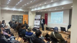 Kars’ta uluslararası otelcilik ve restoran hizmetleri eğitimi başarıyla tamamlandı – Birlik Haber Ajansı