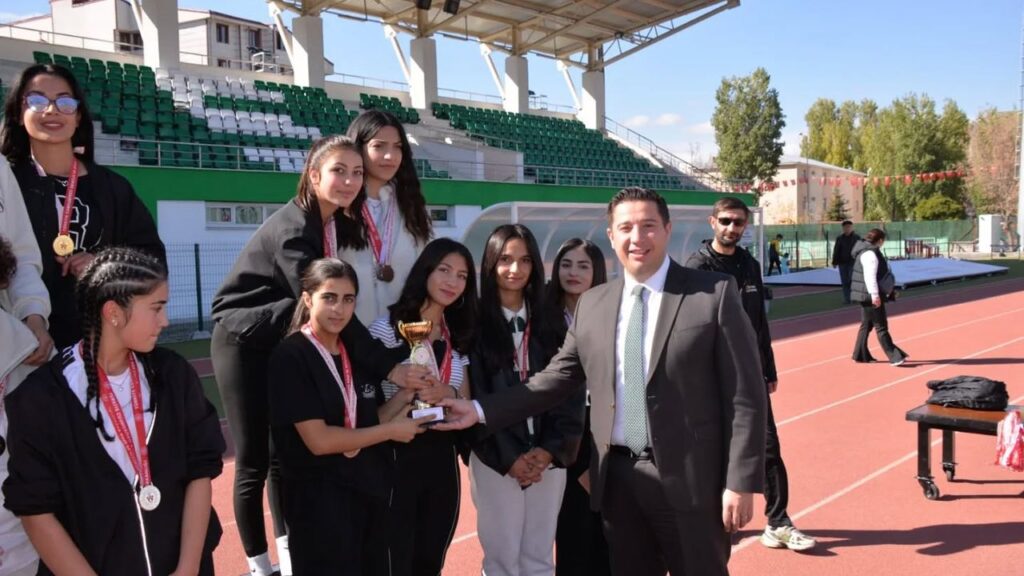 Okul Sporları Atletizm Yarışları Kars’ta amamlandı – Birlik Haber Ajansı