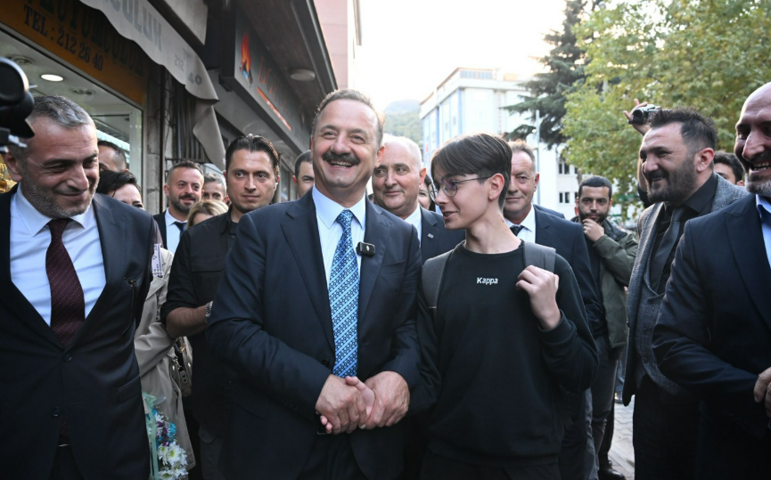 Yavuz Ağıralioğlu: Yüreğiniz yetiyorsa Öcalan'ı çıkarın beraber gelin sandığa