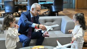 Erva ve Zümra, Ulaştırma ve Altyapı Bakanlığı’nda – Birlik Haber Ajansı